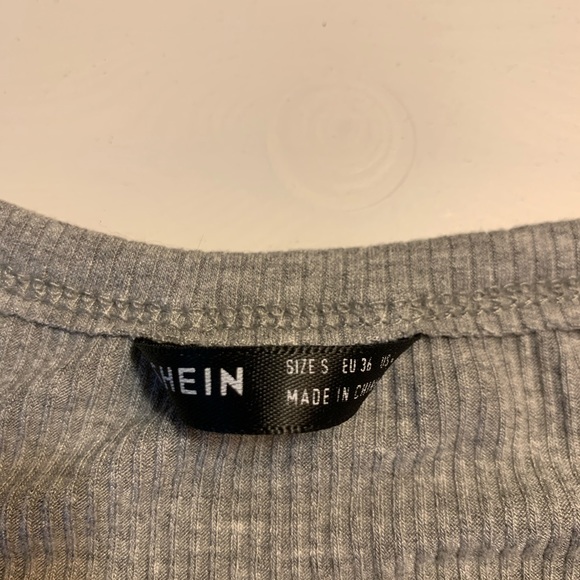 Shein top - Picture 2 of 2